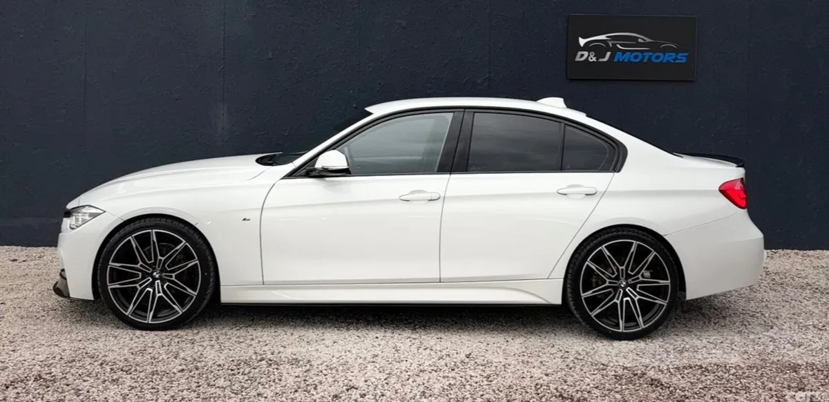 BMW 3-Series Saloon, Petrol, 2018, White