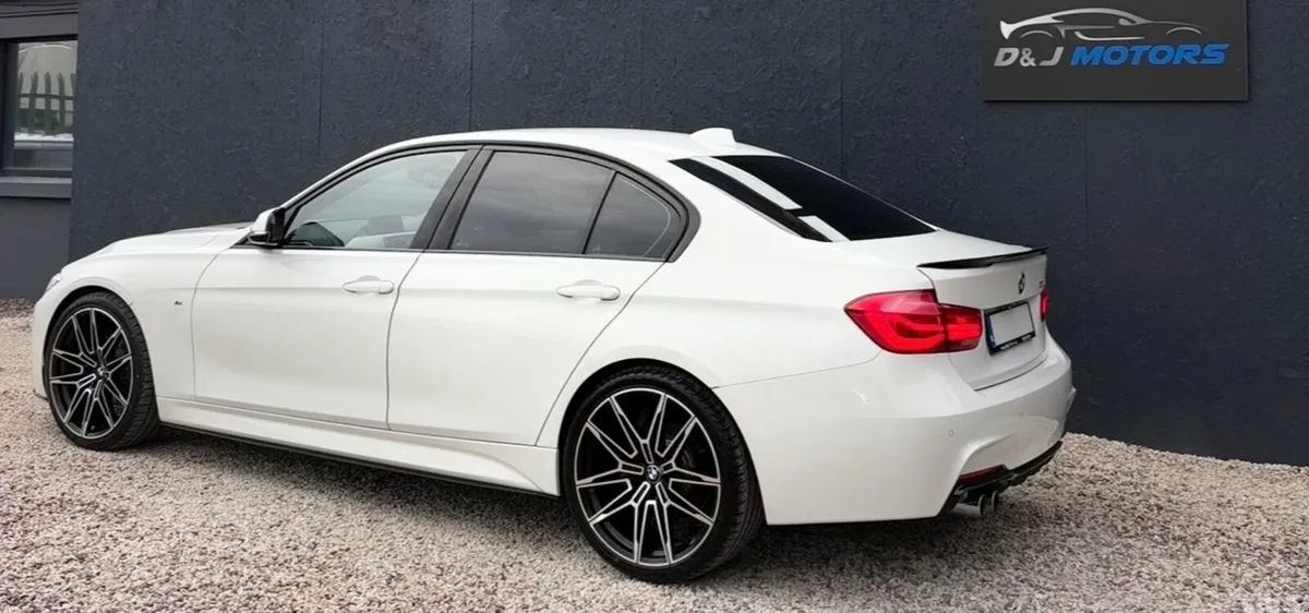 BMW 3-Series Saloon, Petrol, 2018, White
