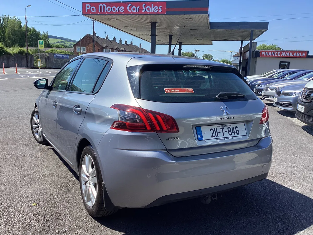 Peugeot 308 Hatchback, Diesel, 2021, Grey