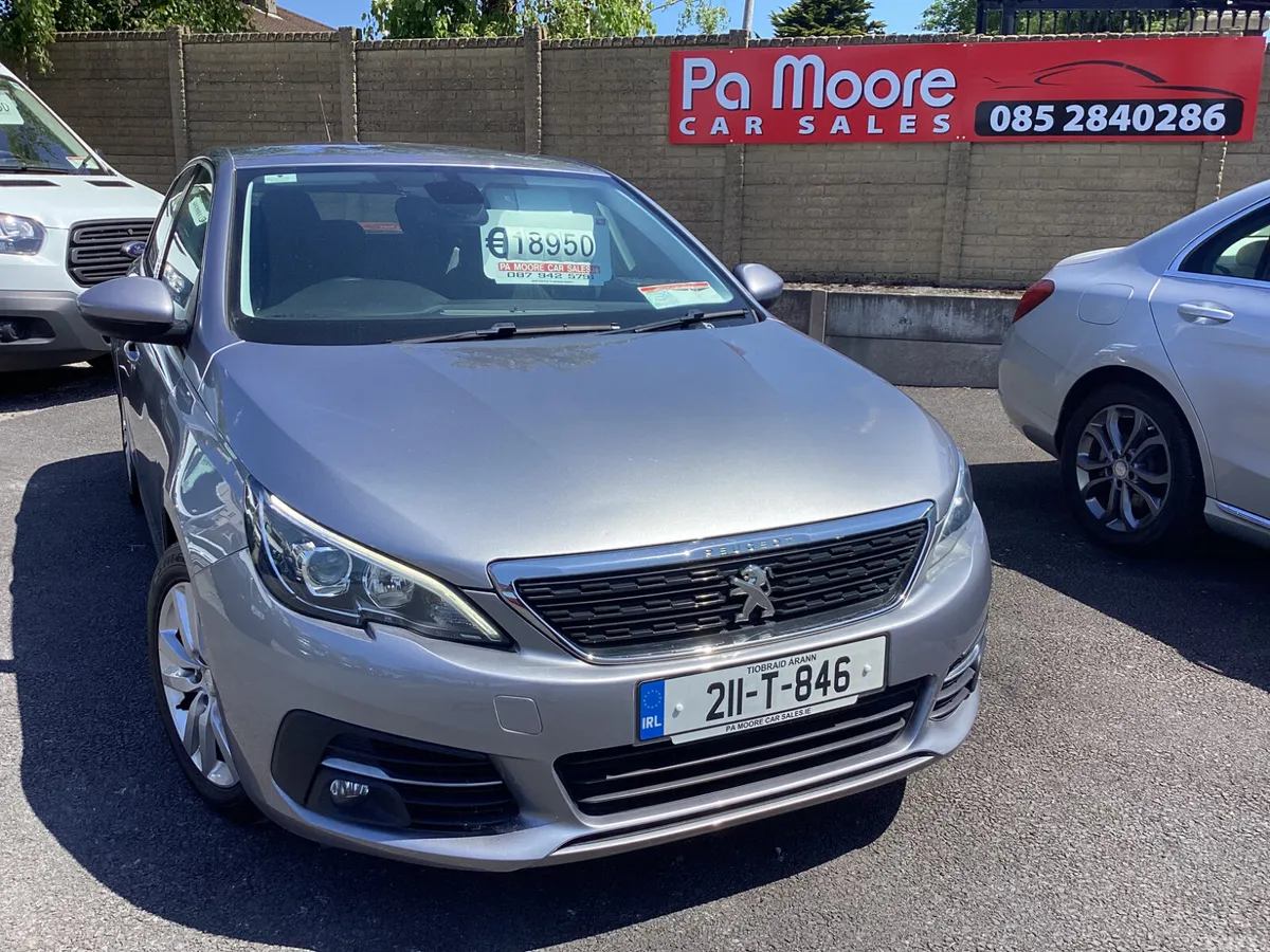 Peugeot 308 Hatchback, Diesel, 2021, Grey