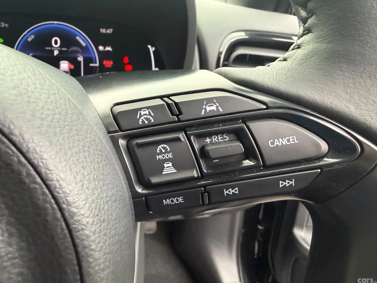 Toyota Yaris Cross SUV, Petrol Hybrid, 2025, Black