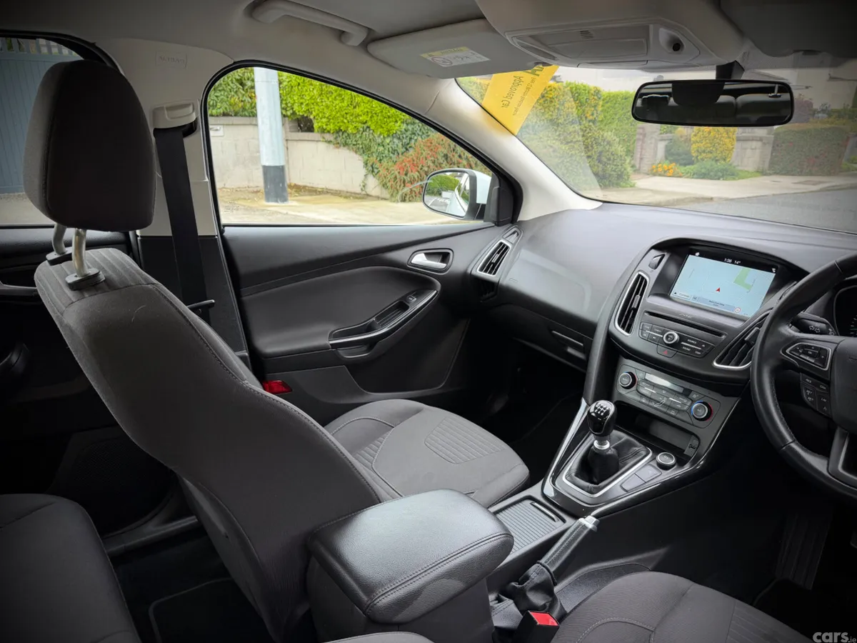 Ford Focus Hatchback, Petrol, 2018, White