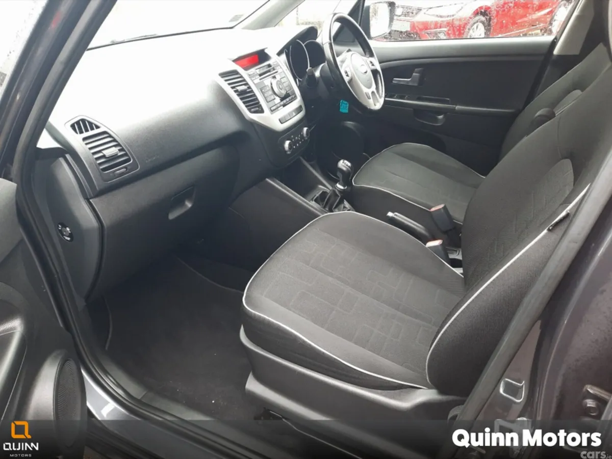 Kia Venga MPV, Diesel, 2017, Grey
