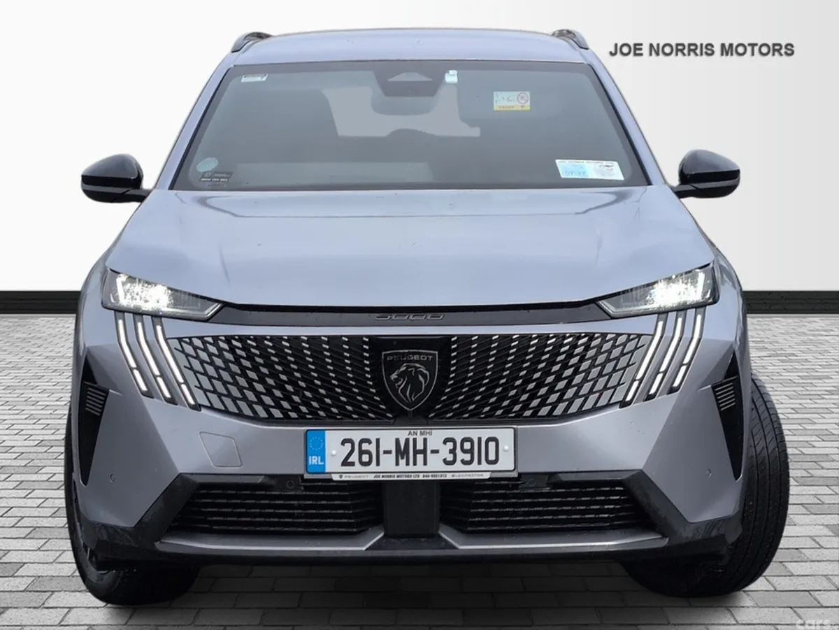 Peugeot 5008 MPV, Petrol, 2026, Grey