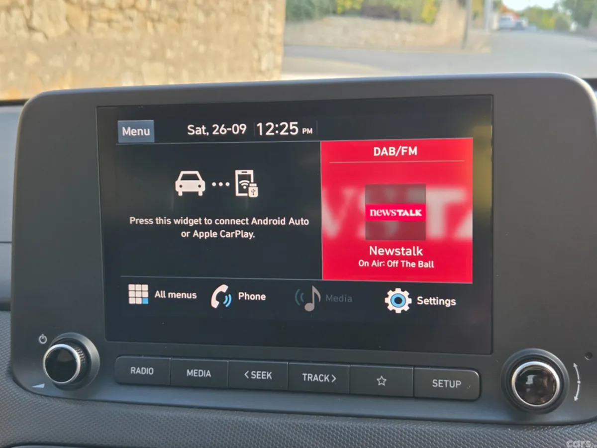 Hyundai KONA MPV, Petrol, 2023, White