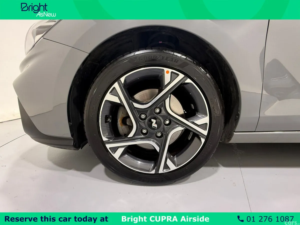 Hyundai i30 Hatchback, Petrol, 2023, Grey
