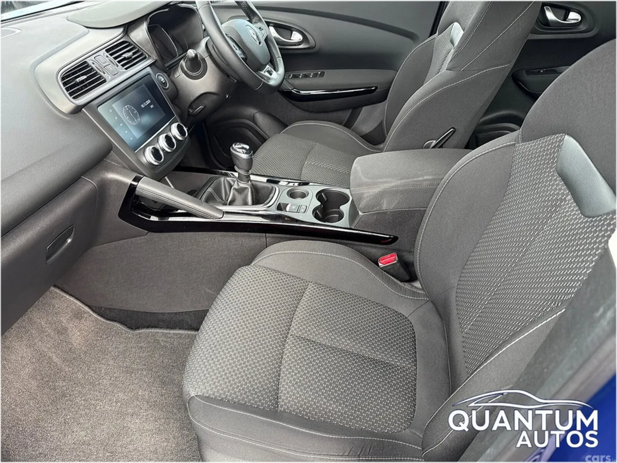 Renault Kadjar SUV, Petrol, 2022, Blue