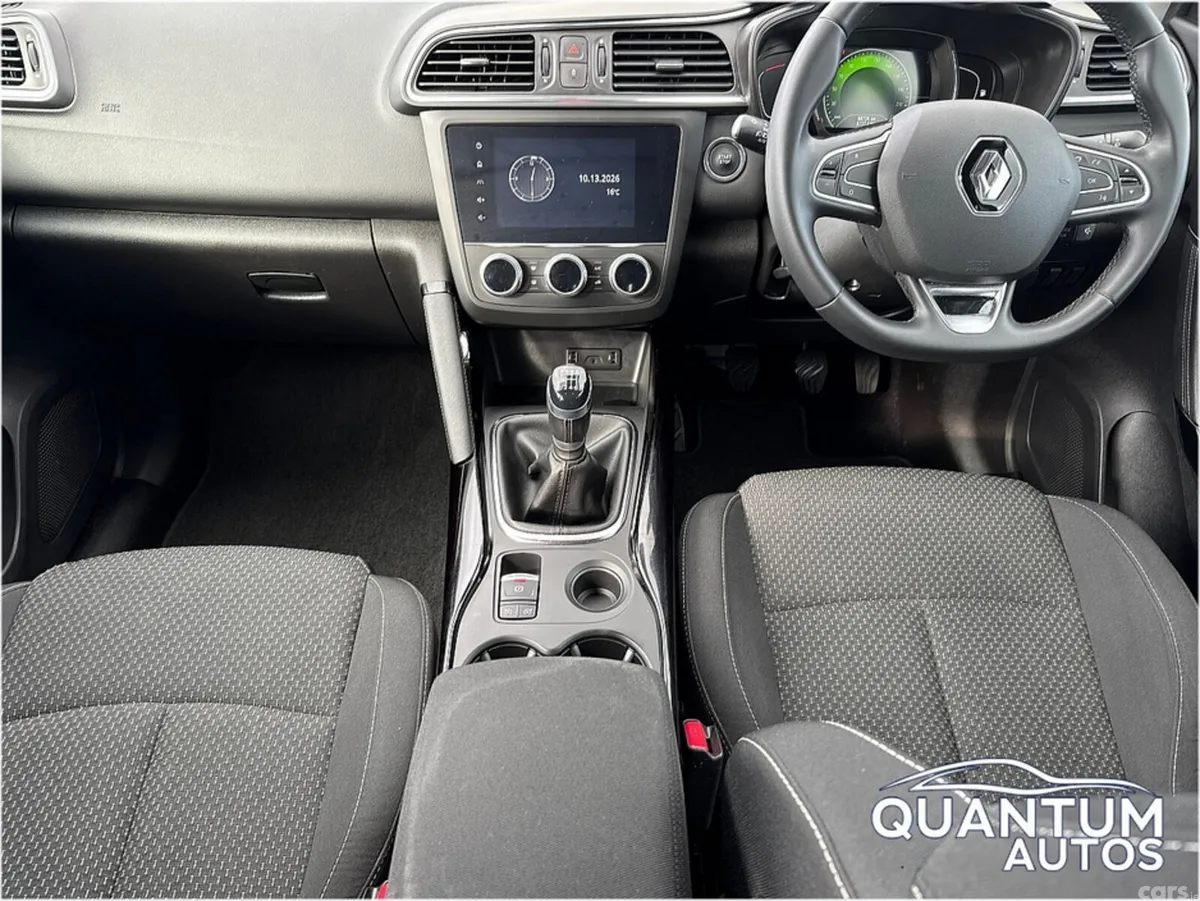 Renault Kadjar SUV, Petrol, 2022, Blue