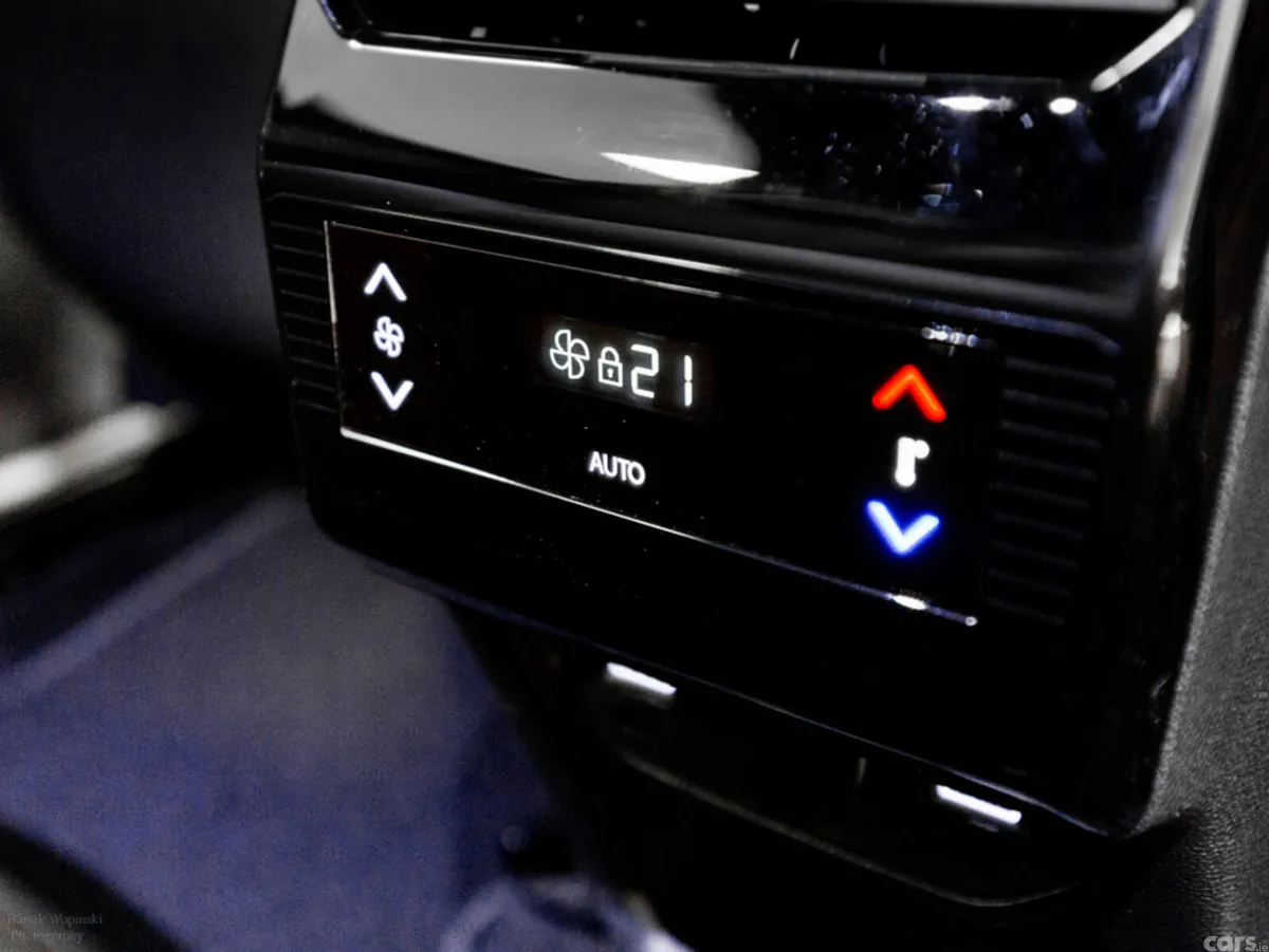 Peugeot 5008 SUV, Petrol Hybrid, 2026, Grey