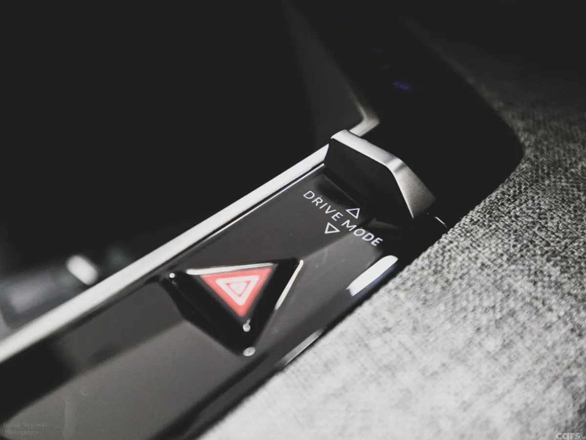 Peugeot 5008 SUV, Petrol Hybrid, 2026, Grey