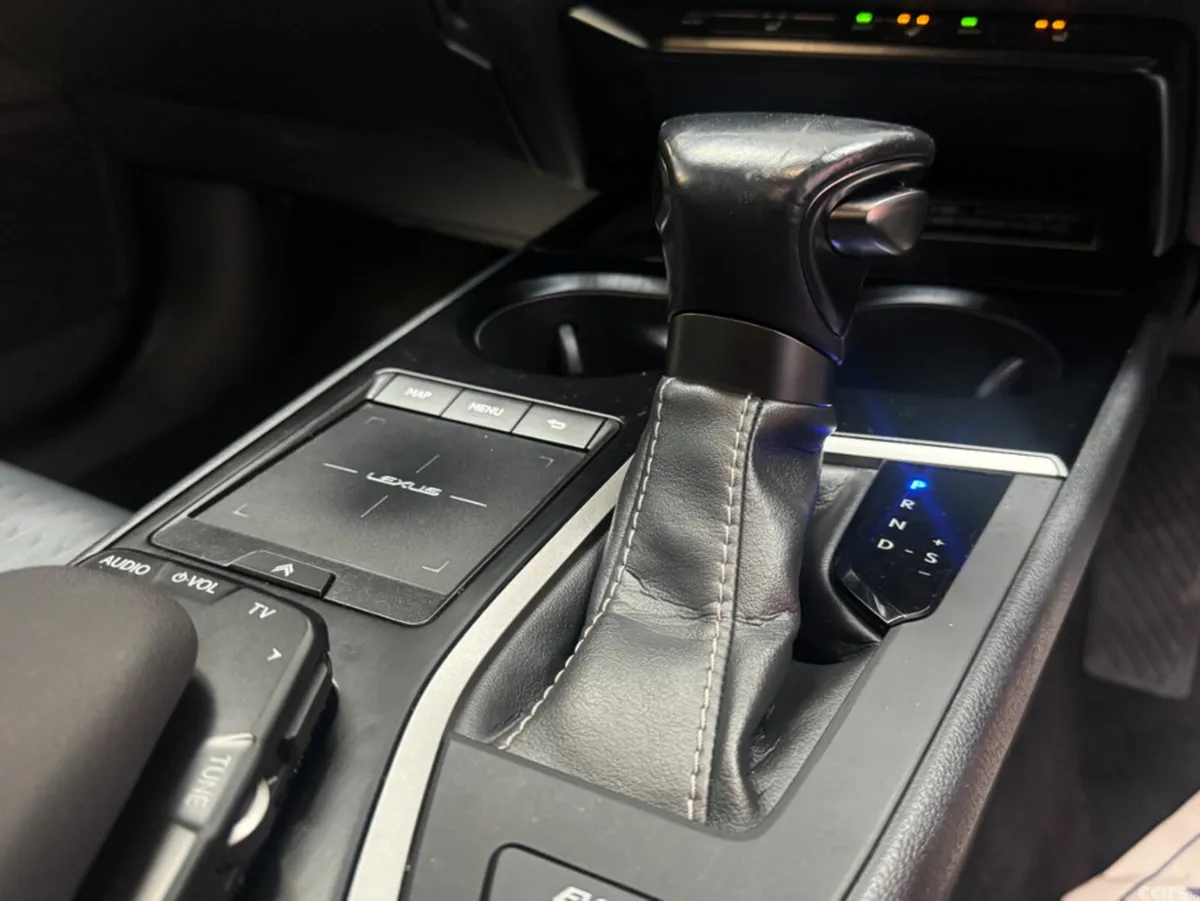 Lexus UX SUV, Petrol Hybrid, 2020, Black