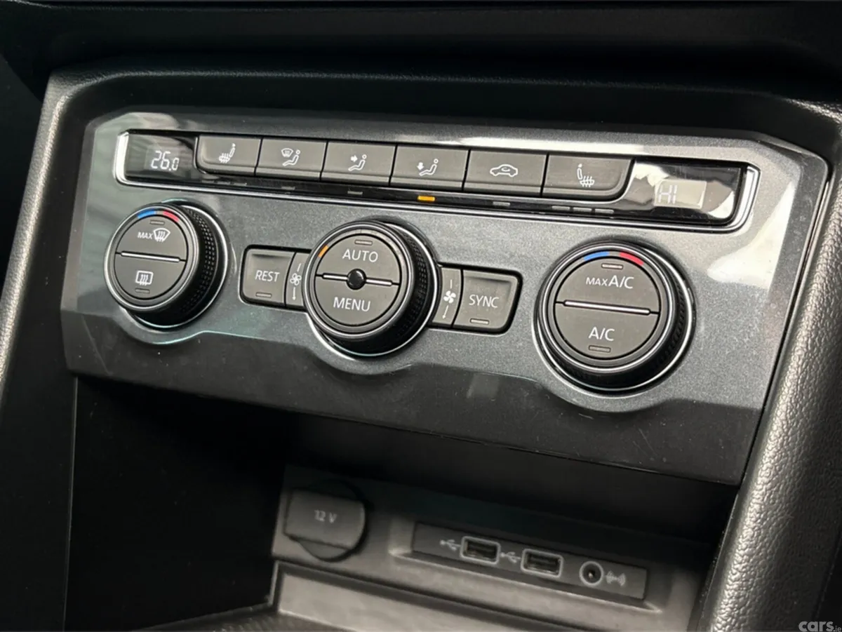 Volkswagen Tiguan Estate, Petrol, 2020, Blue