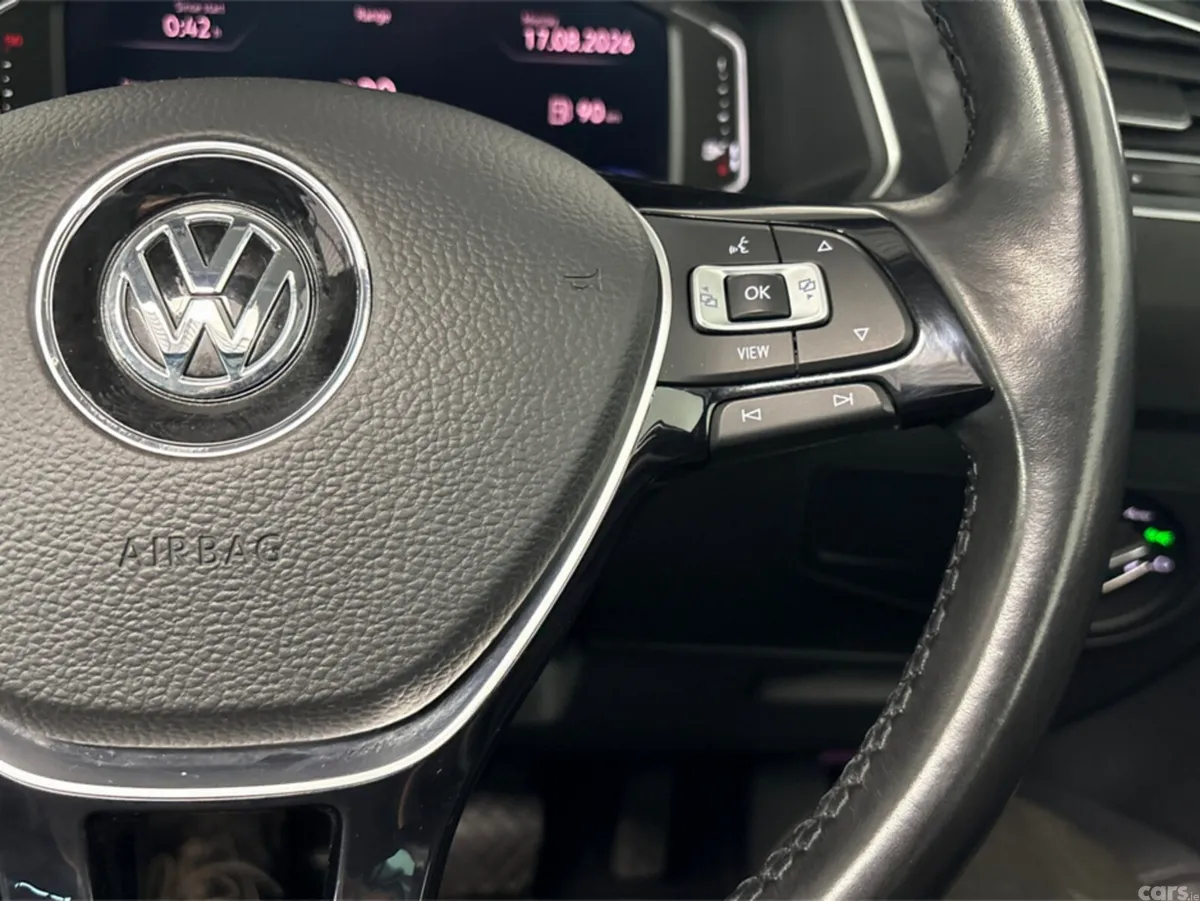 Volkswagen Tiguan Estate, Petrol, 2020, Blue