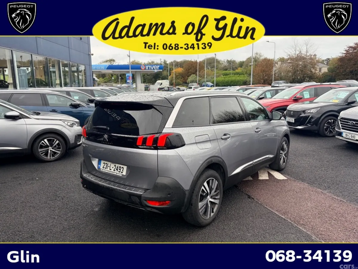 Peugeot 5008 MPV, Diesel, 2023, Grey