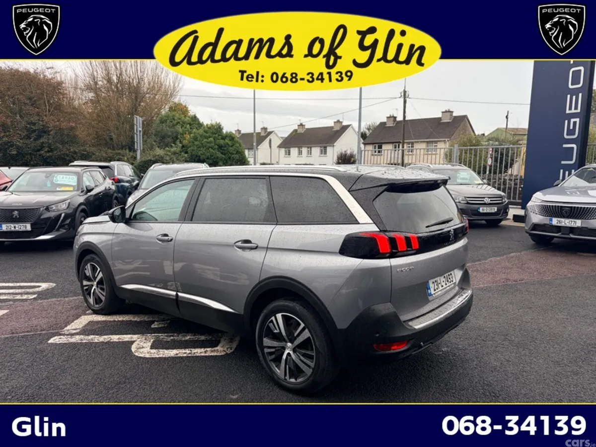 Peugeot 5008 MPV, Diesel, 2023, Grey