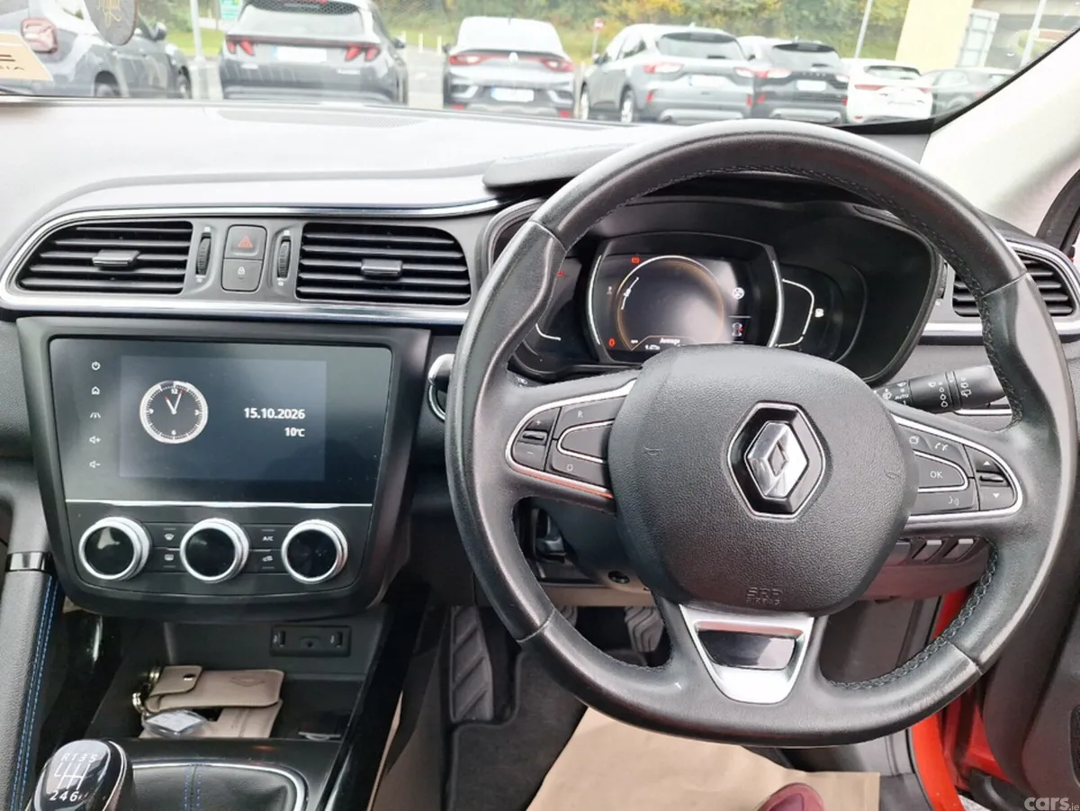 Renault Kadjar SUV, Diesel, 2021, Red