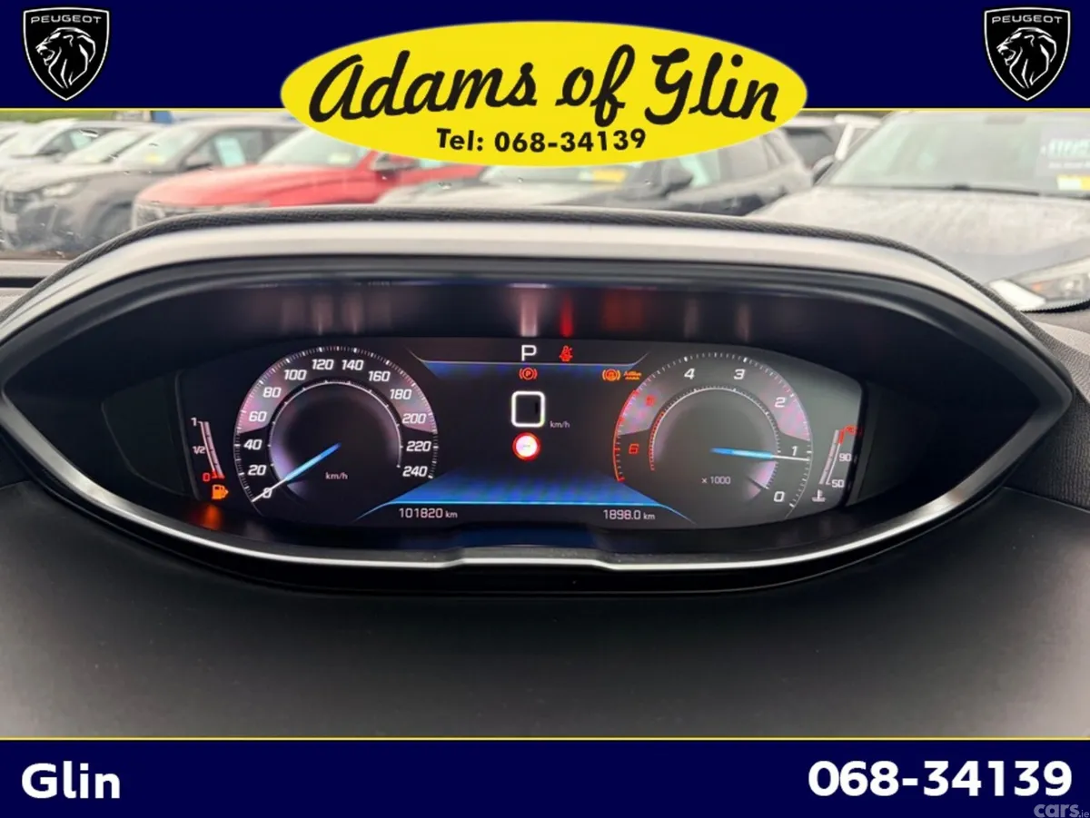 Peugeot 5008 MPV, Diesel, 2023, Grey