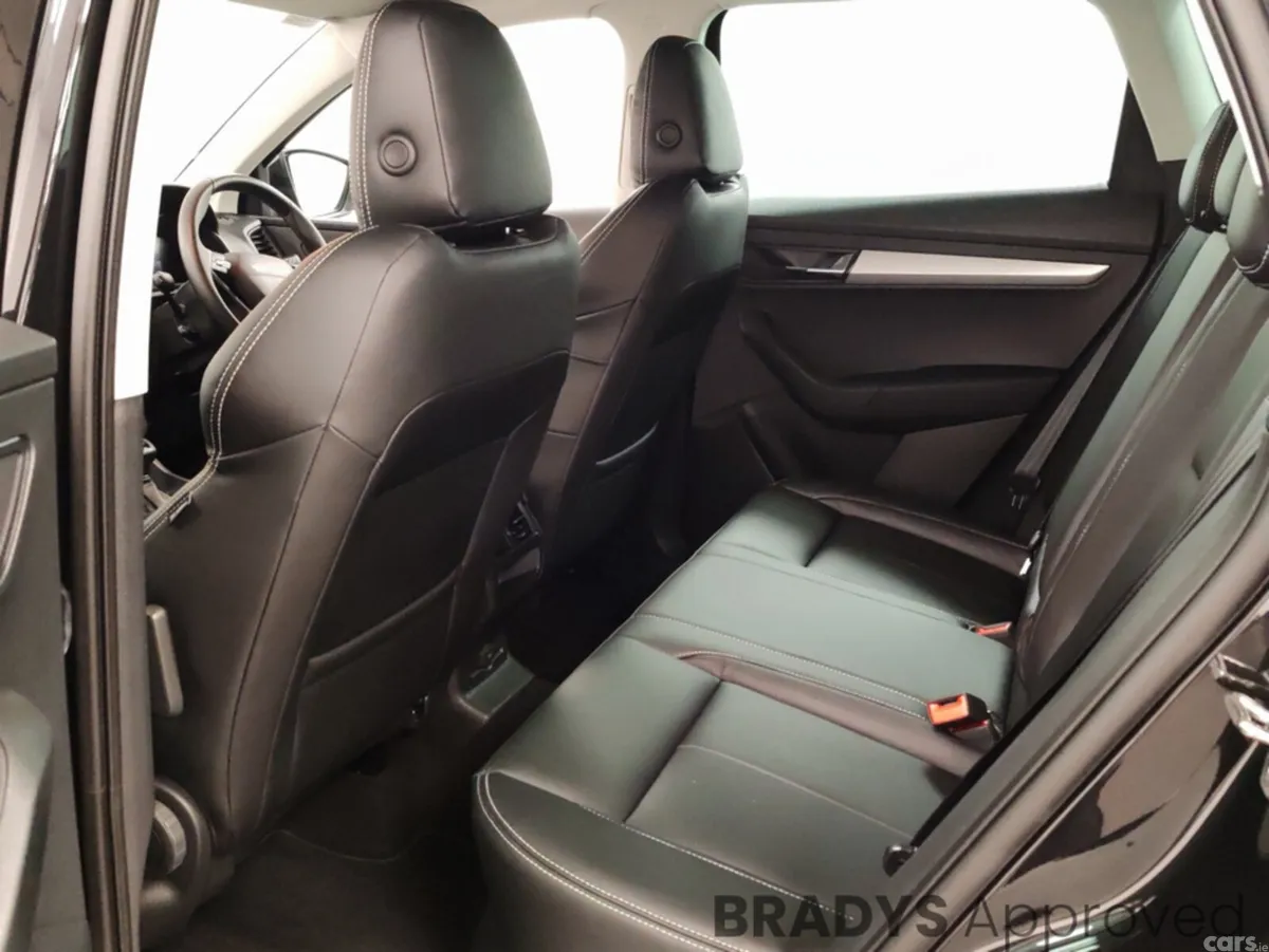 Skoda Karoq SUV, Diesel, 2025, Black