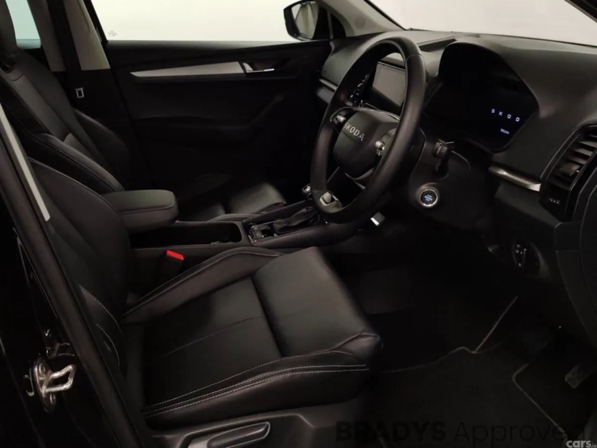 Skoda Karoq SUV, Diesel, 2025, Black
