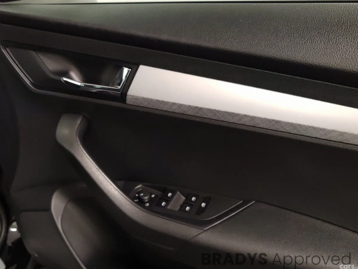 Skoda Karoq SUV, Diesel, 2025, Black