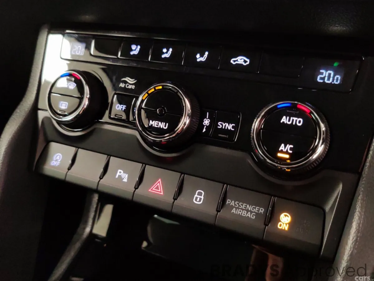 Skoda Karoq SUV, Diesel, 2025, Black