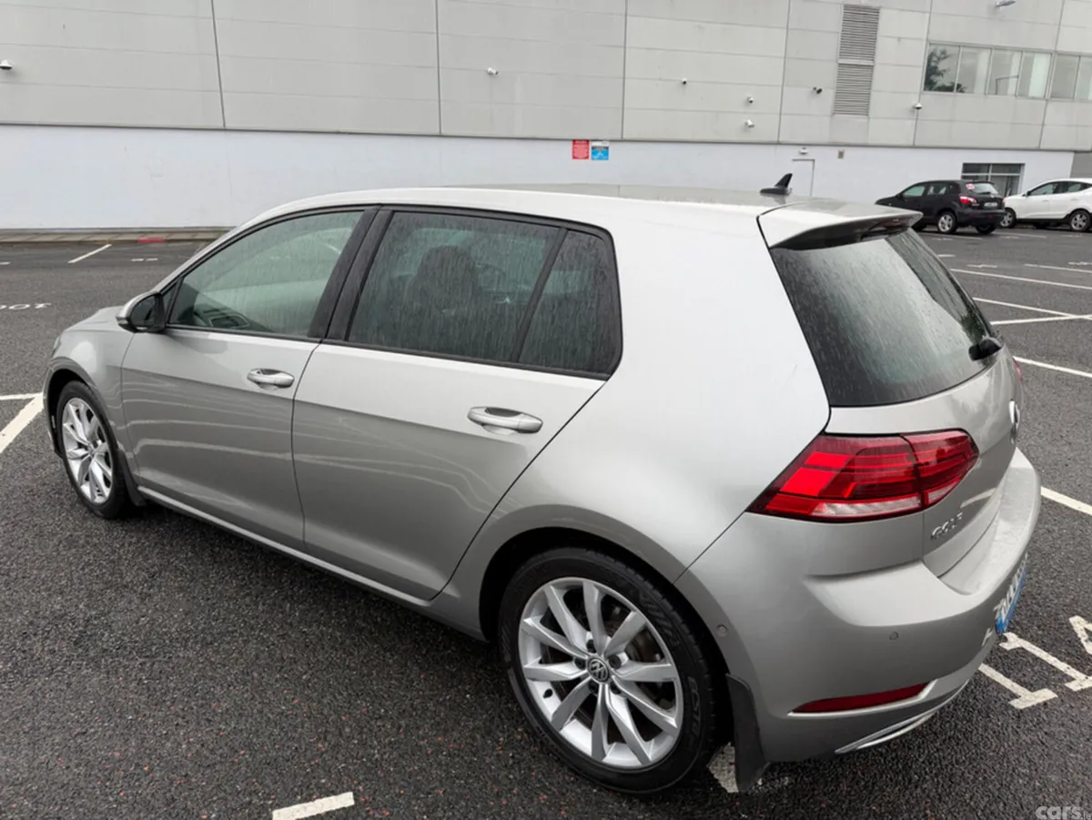 Volkswagen Golf Hatchback, Petrol, 2017, Grey