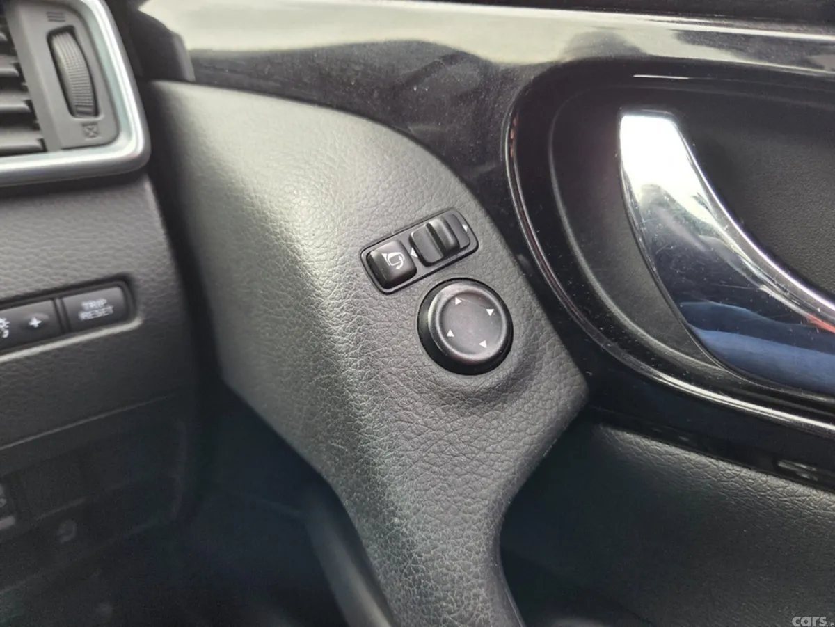 Nissan Qashqai MPV, Diesel, 2017, White