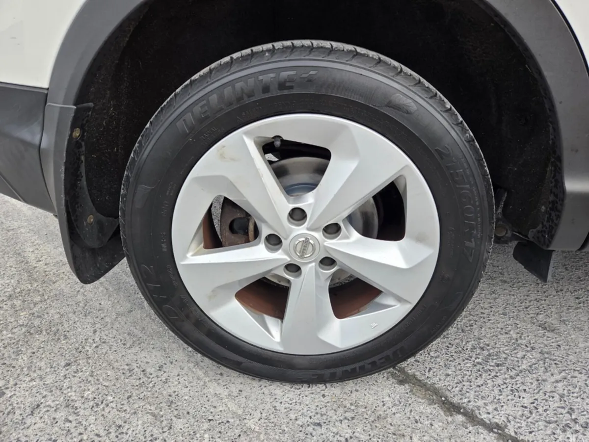 Nissan Qashqai MPV, Diesel, 2017, White