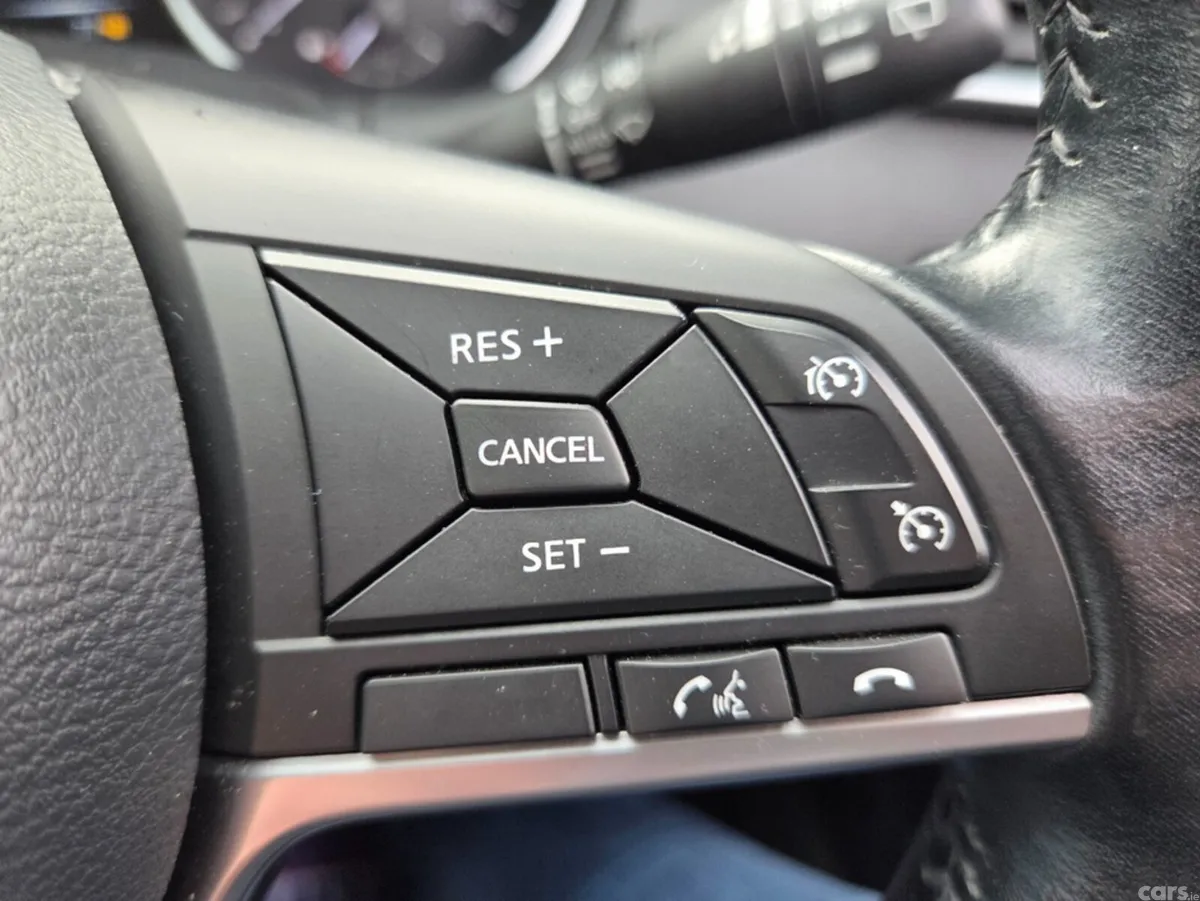 Nissan Qashqai MPV, Diesel, 2017, White