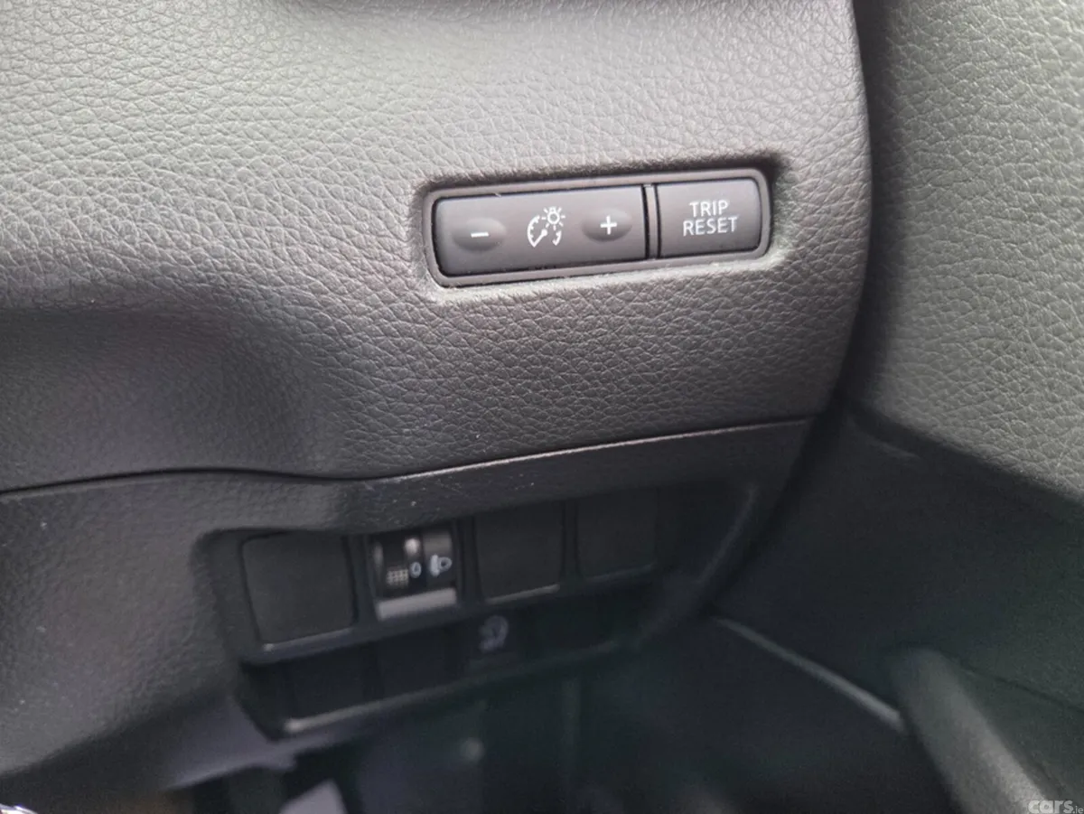 Nissan Qashqai MPV, Diesel, 2017, White