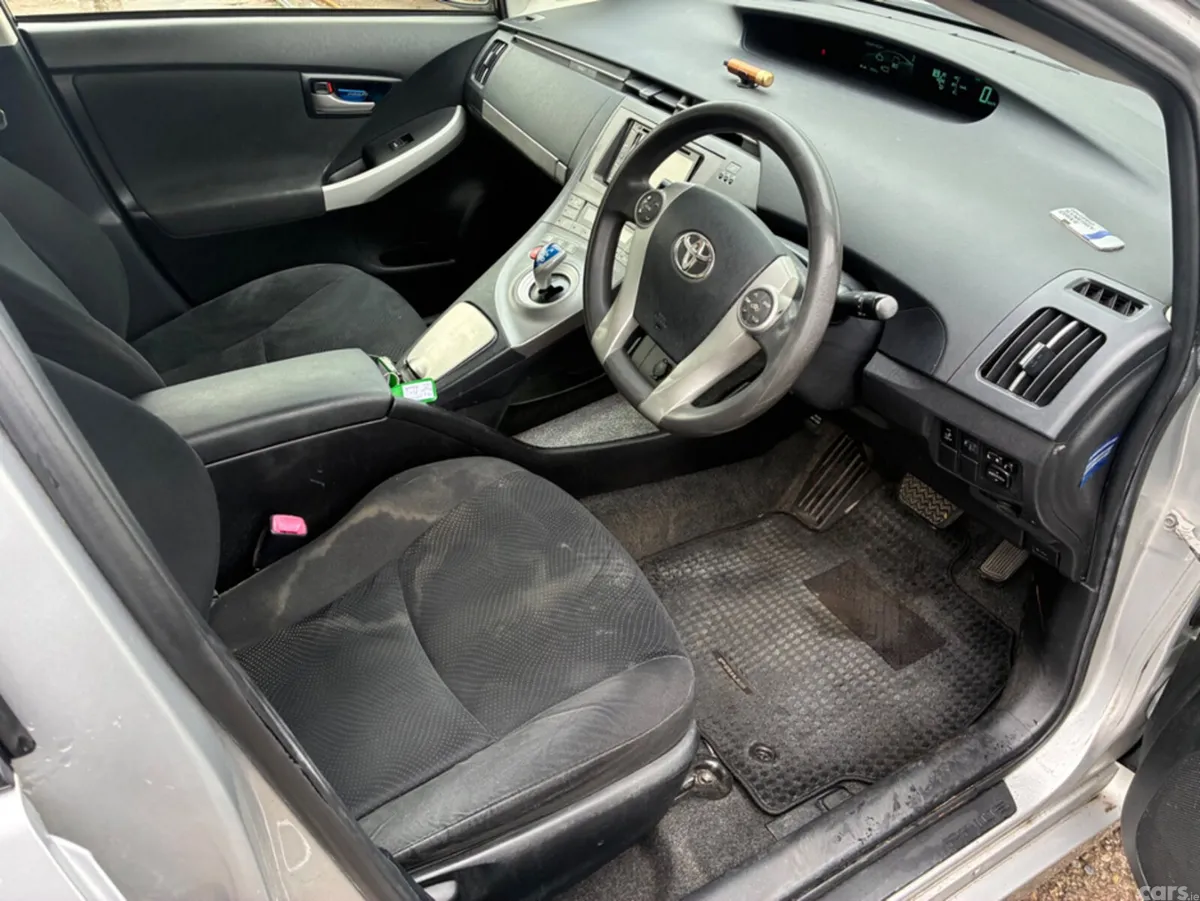 Toyota Prius Hatchback, Petrol Hybrid, 2012, Silver