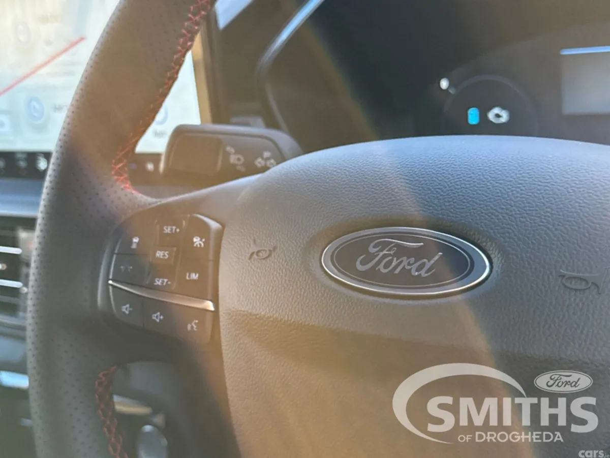 Ford Kuga MPV, Petrol Plug-in Hybrid, 2026, White