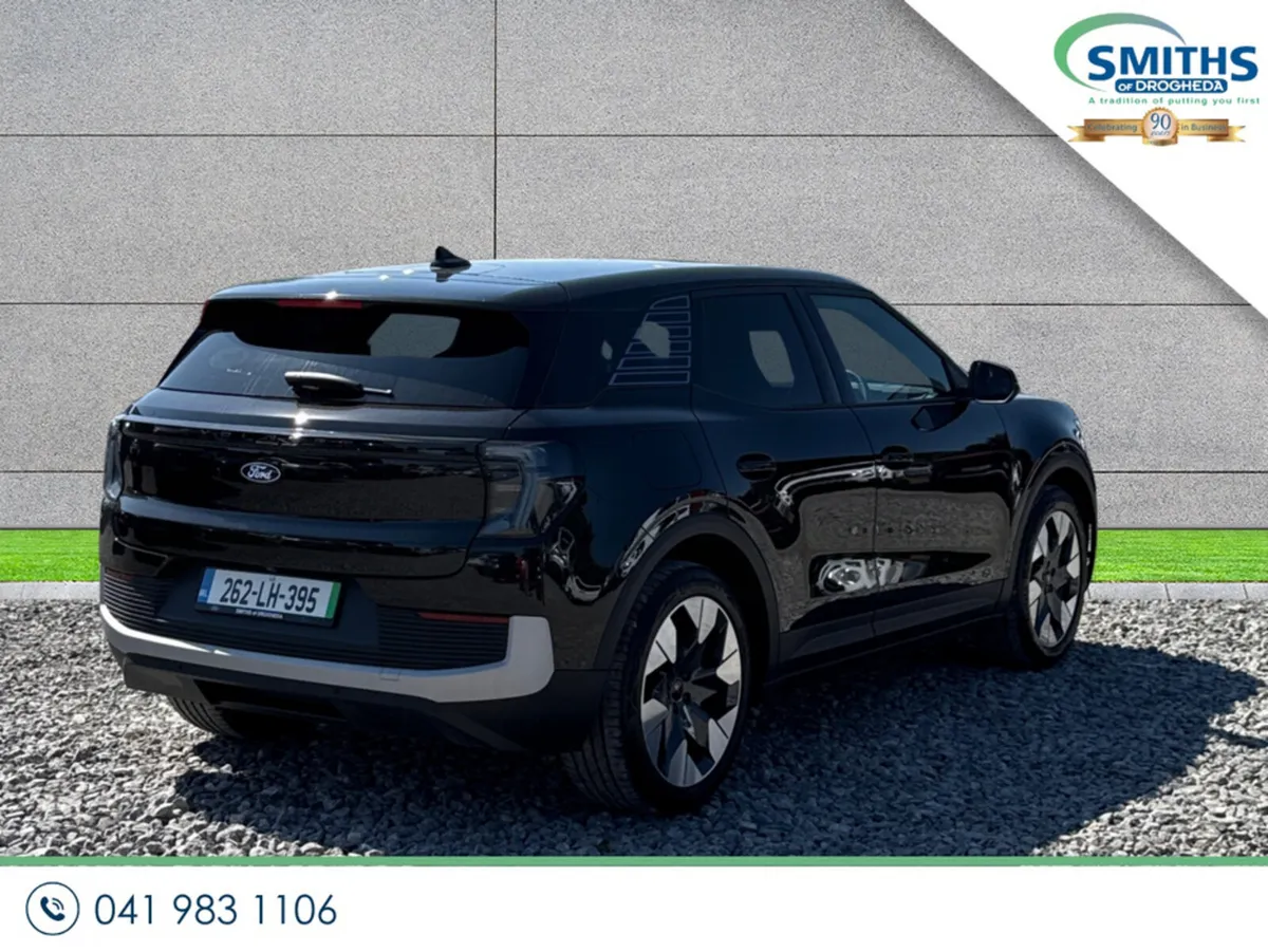 Ford Explorer MPV, Electric, 2026, Black