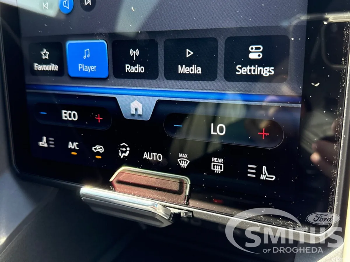 Ford Explorer MPV, Electric, 2026, Black