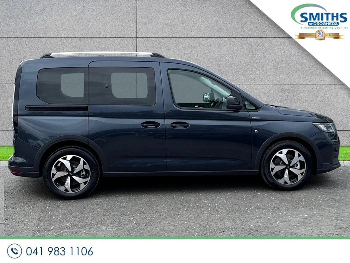 Ford Tourneo Connect MPV, Petrol Plug-in Hybrid, 2026, Blue