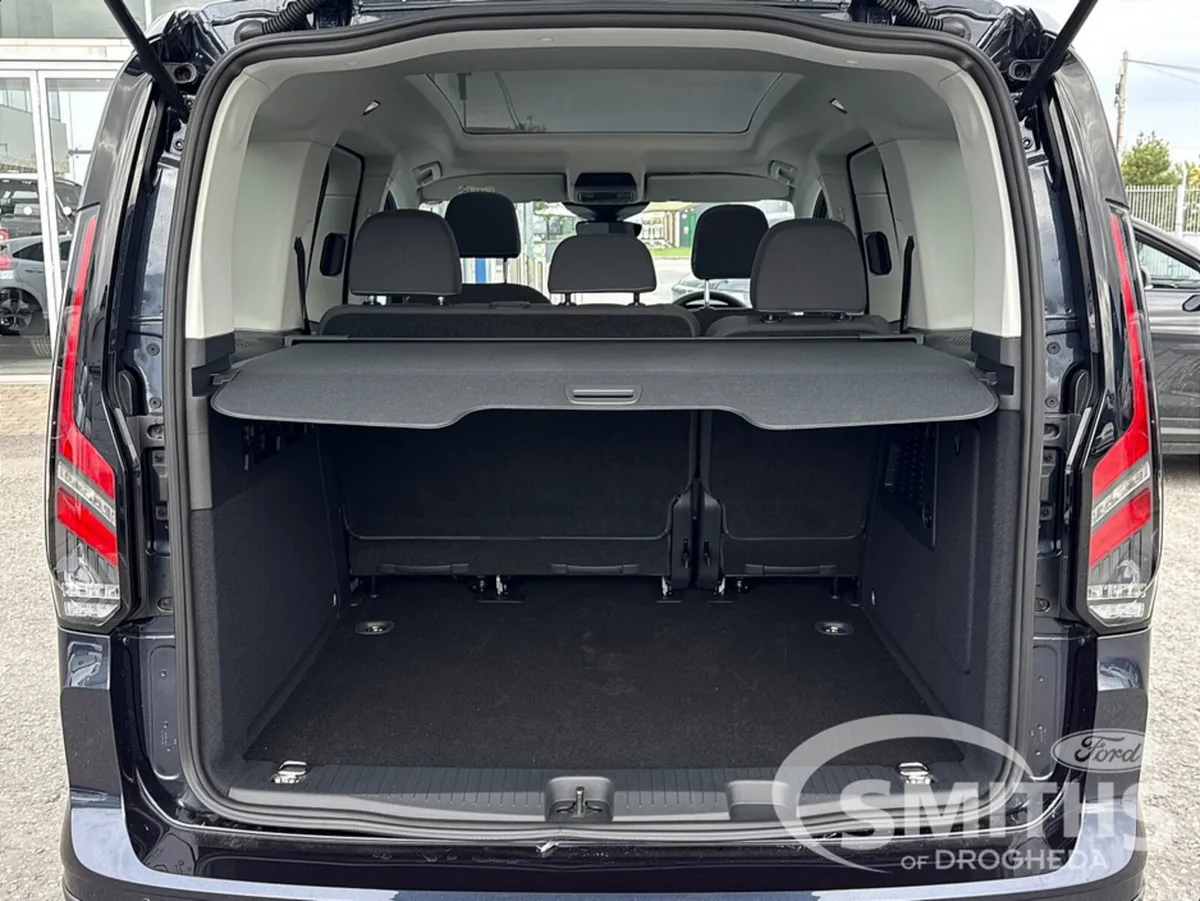 Ford Tourneo Connect MPV, Petrol Plug-in Hybrid, 2026, Blue