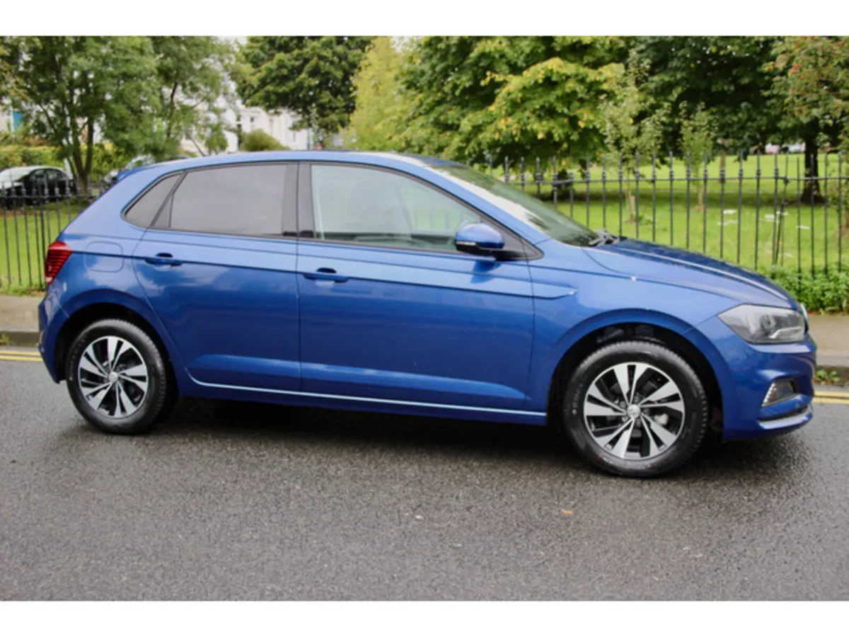 Volkswagen Polo Hatchback, Petrol, 2018, Blue