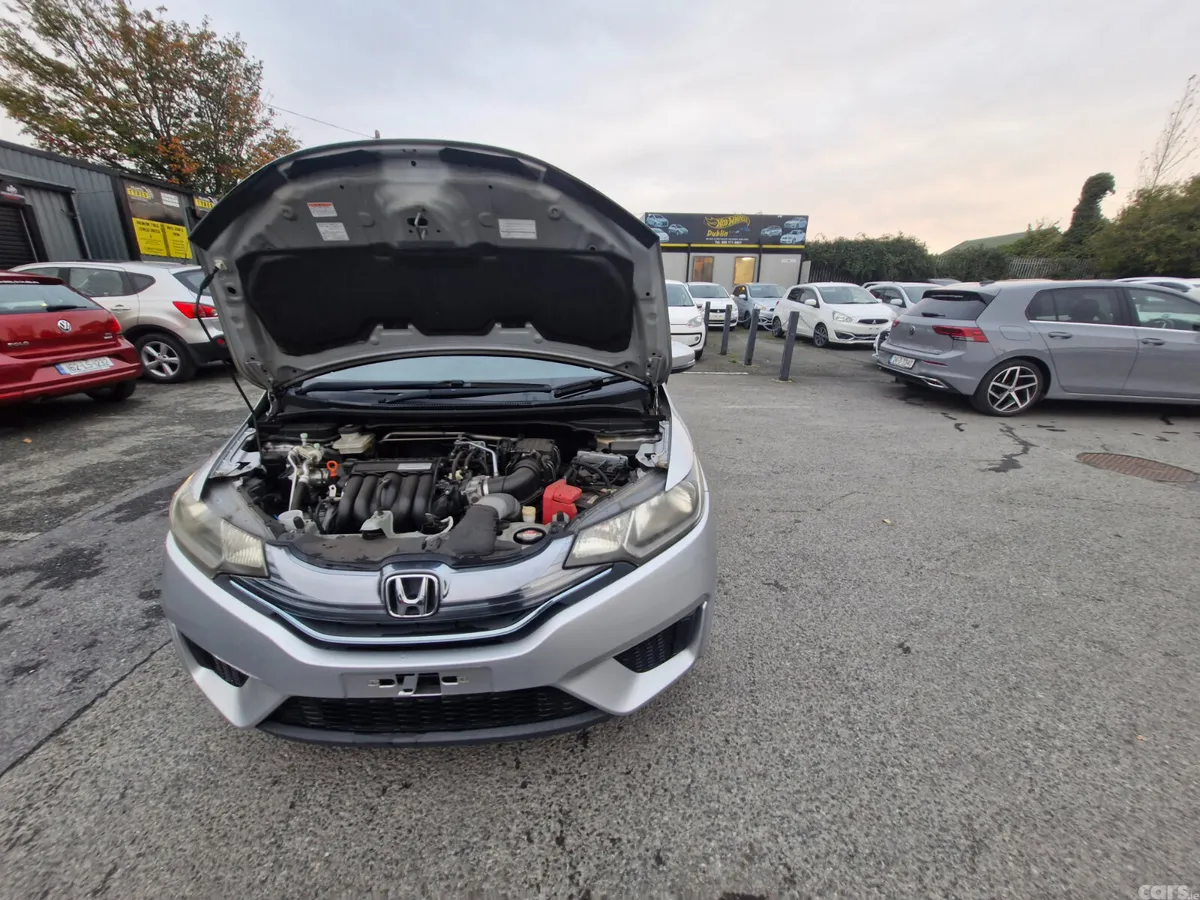 Honda Fit Hatchback, Petrol Hybrid, 2014, Silver