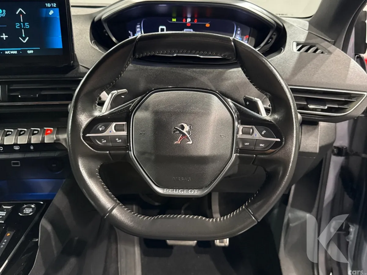 Peugeot 5008 MPV, Diesel, 2024, Grey