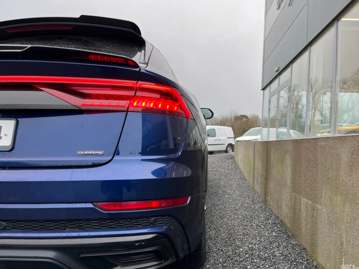 Audi Q8 Hatchback, Diesel, 2022, Blue