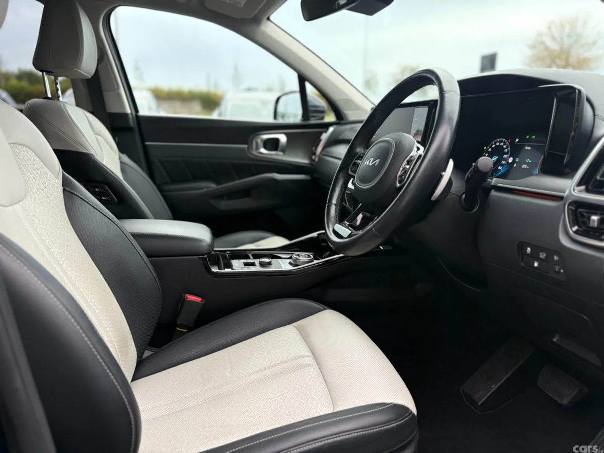 Kia Sorento SUV, Petrol Plug-in Hybrid, 2023, Blue