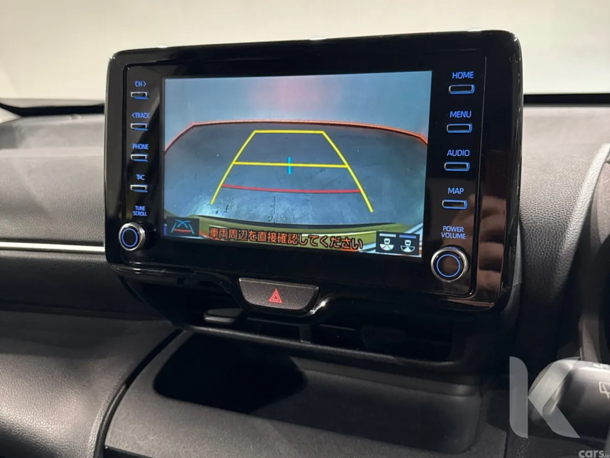 Toyota Yaris Cross SUV, Petrol Hybrid, 2021, Gold