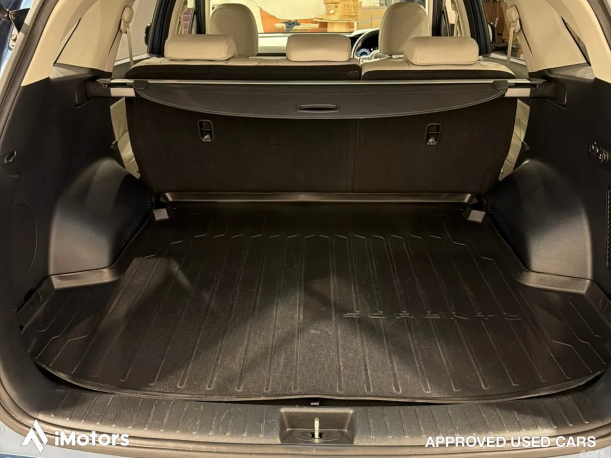 Kia Sorento SUV, Petrol Hybrid, 2023, Blue