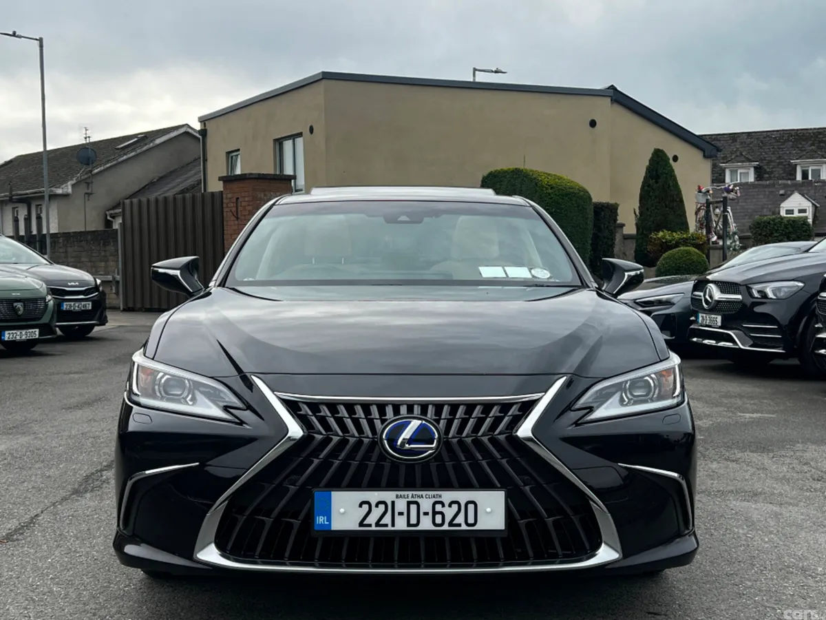 Lexus ES Saloon, Petrol Hybrid, 2022, Black