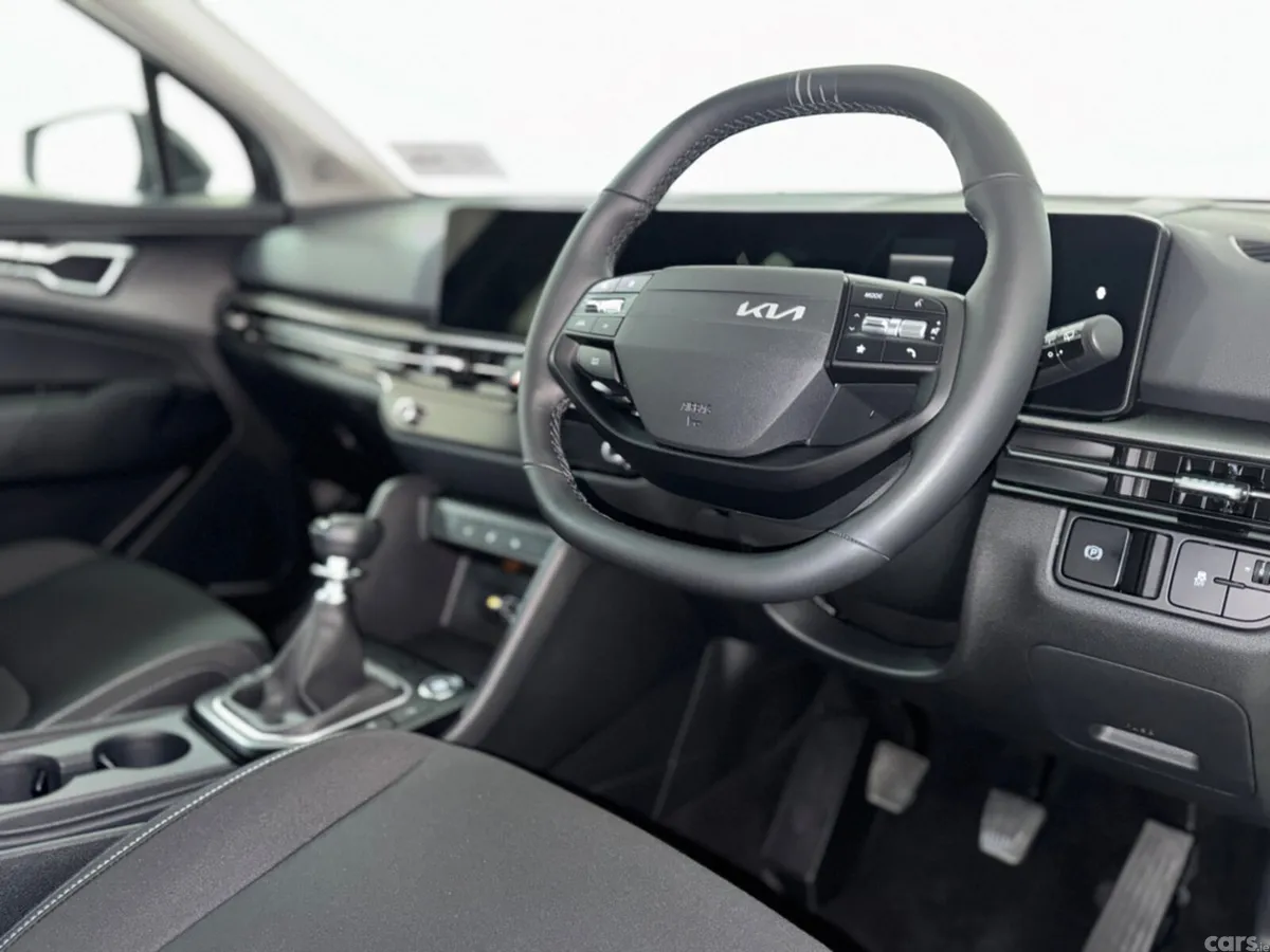 Kia Sportage MPV, Diesel Hybrid, 2026, Black
