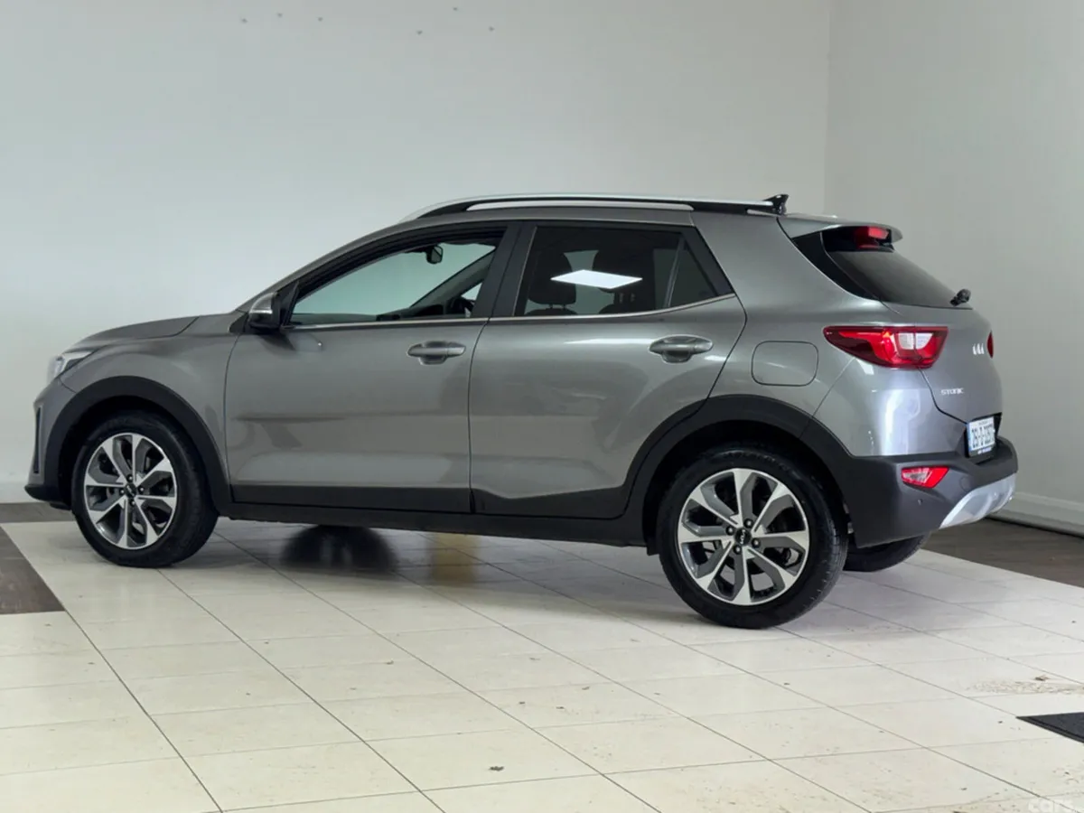 Kia Stonic Estate, Petrol Hybrid, 2026, Grey
