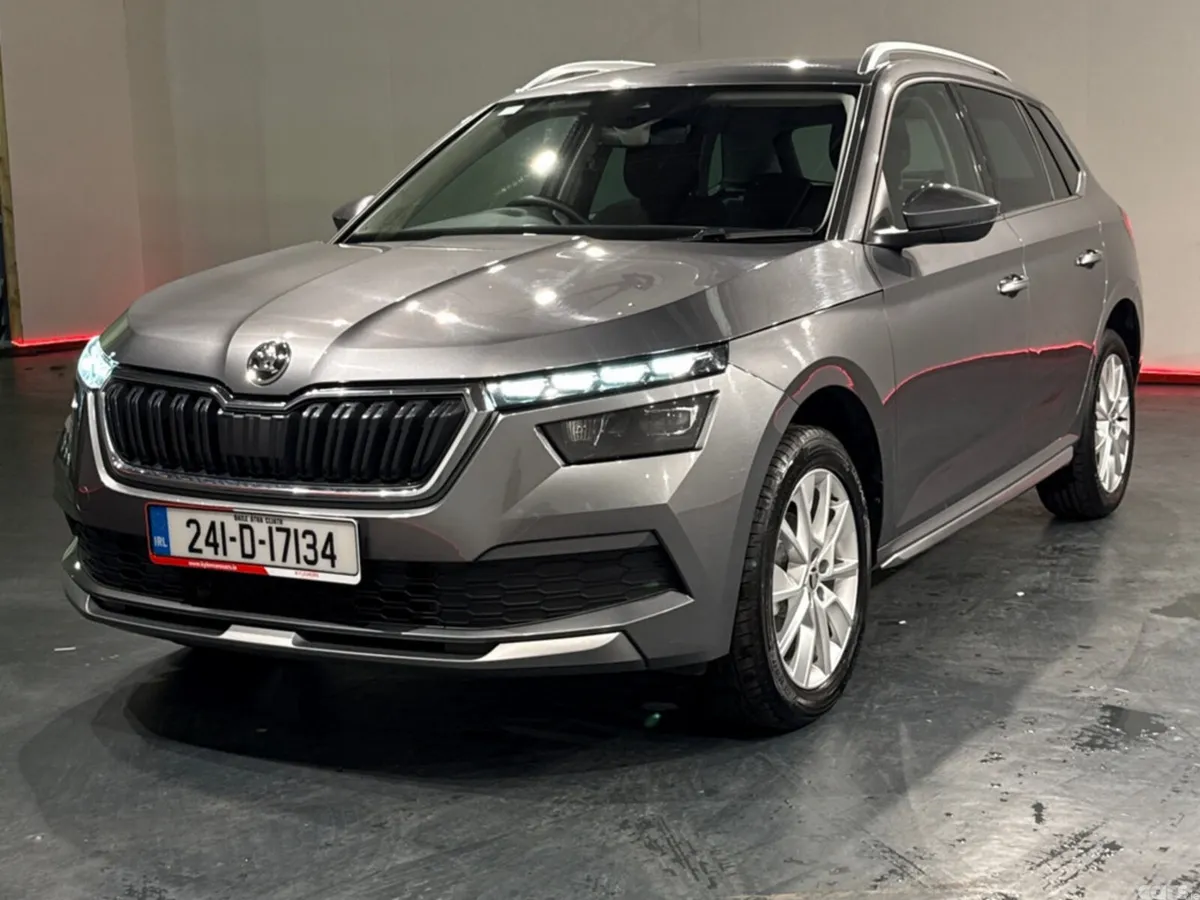 Skoda Kamiq Hatchback, Petrol, 2024, Grey
