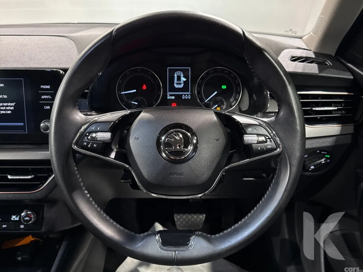 Skoda Kamiq Hatchback, Petrol, 2024, Grey