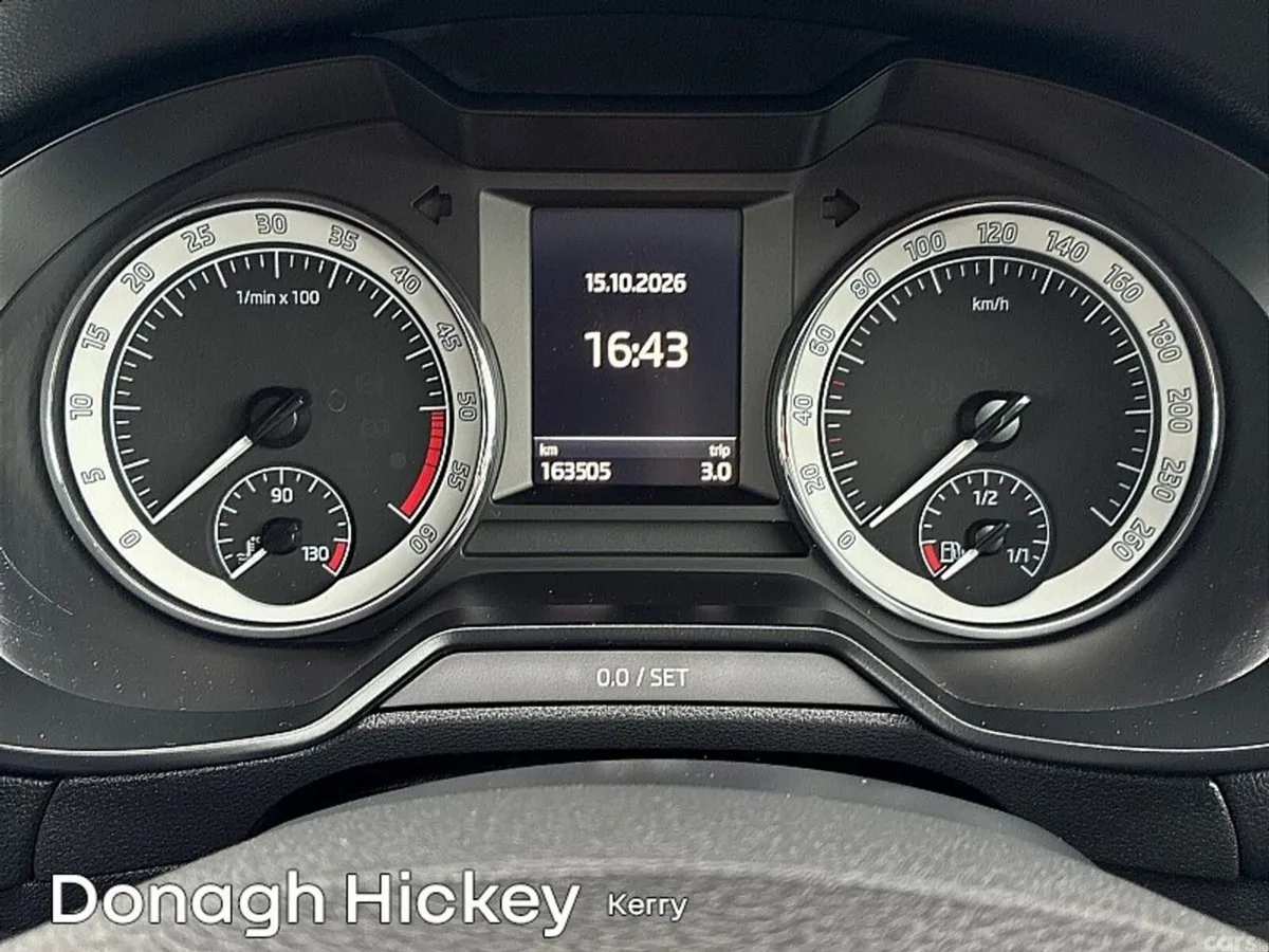 Skoda Octavia Saloon, Diesel, 2019, Silver