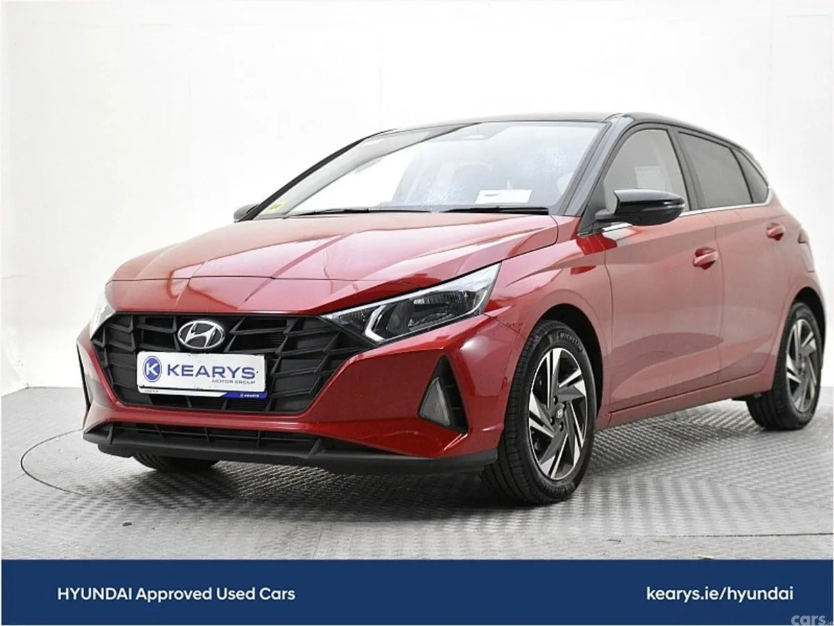 Hyundai i20 Hatchback, Petrol, 2023, Red